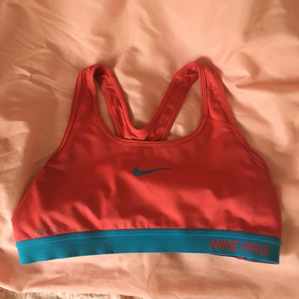 Nike sports bra